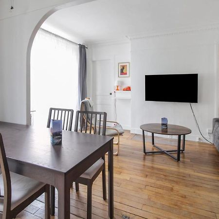 Апартаменти Charming Flat With Balcony In The Centre Of Paris - Welkeys Екстер'єр фото